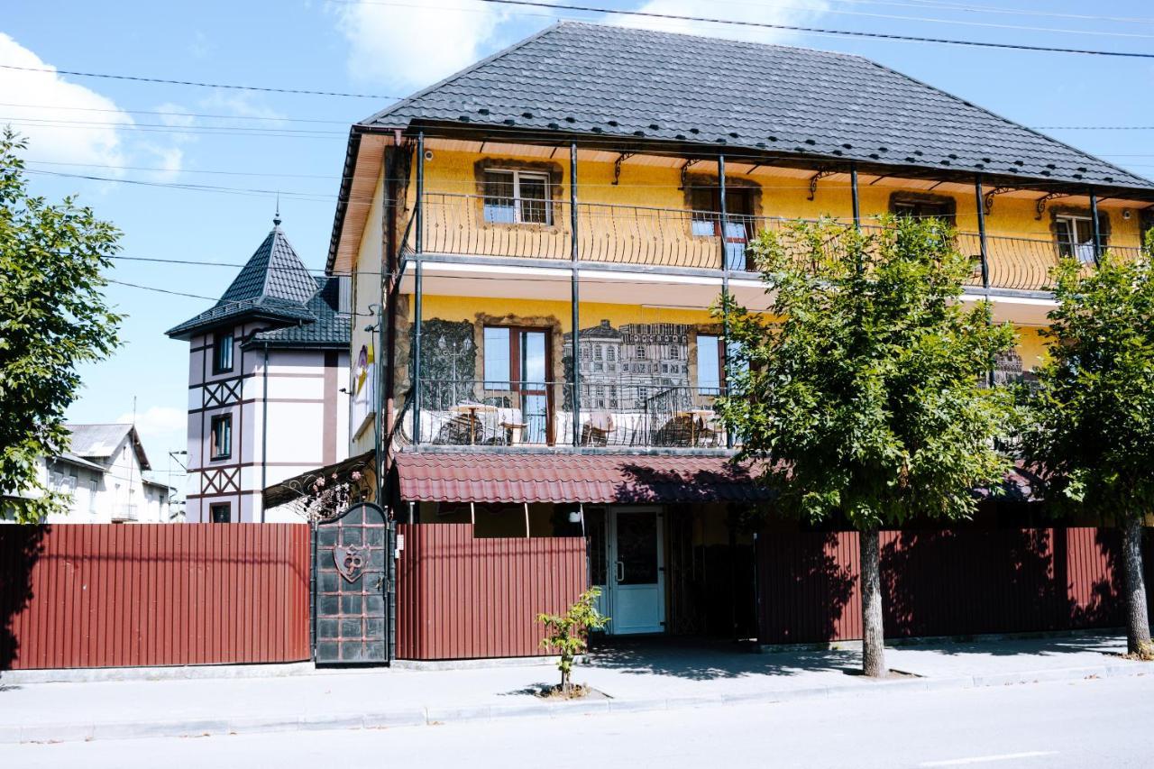 Filvarok Hotel Brody Exterior foto