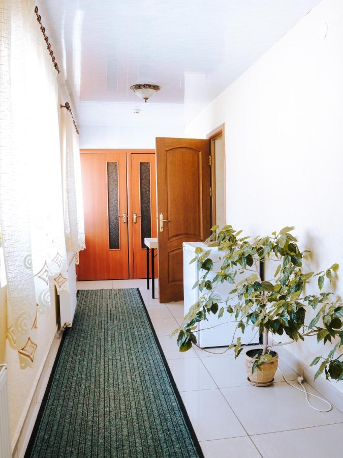 Filvarok Hotel Brody Exterior foto